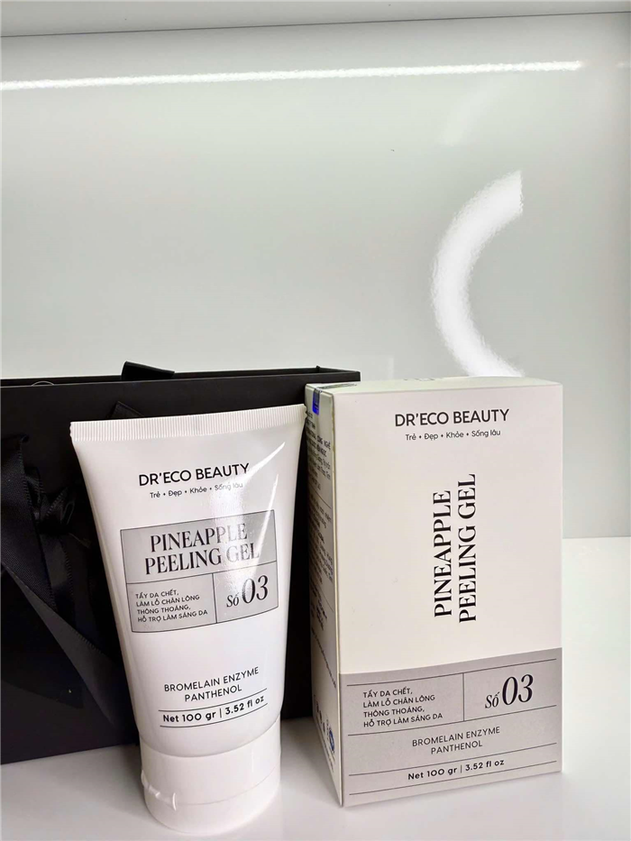PINEAPPLE  PEELING GEL-TẨY DA CHẾT MẶT MEN HỮU CƠ
